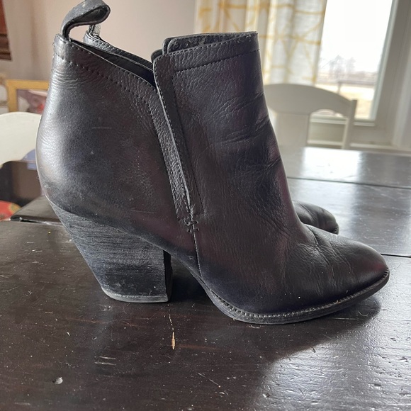 Dolce Vita Booties Leather Pull On Black Size 9 - Picture 6 of 7
